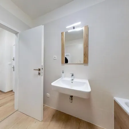 Air-conditioned 2 Apartment, Balcony, New Building, 201 Rovinka