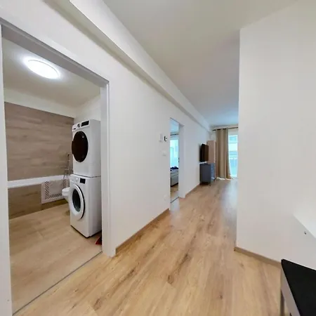 شقة Air-conditioned 2 Apartment, Balcony, New Building, 201